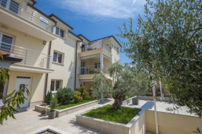 Apartments by the sea Selce, Crikvenica - 5367